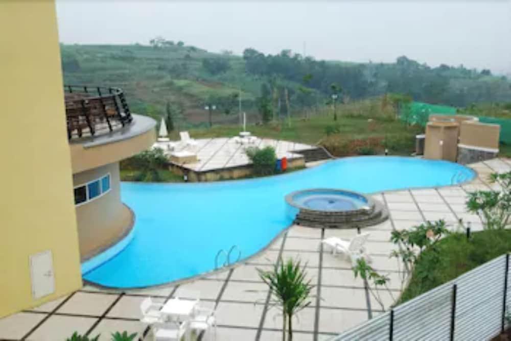 Marbella Suites Bandung Cimenyan 외부 사진