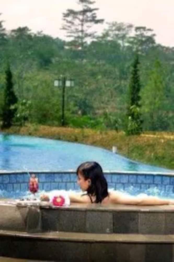 Marbella Suites Bandung Cimenyan 외부 사진